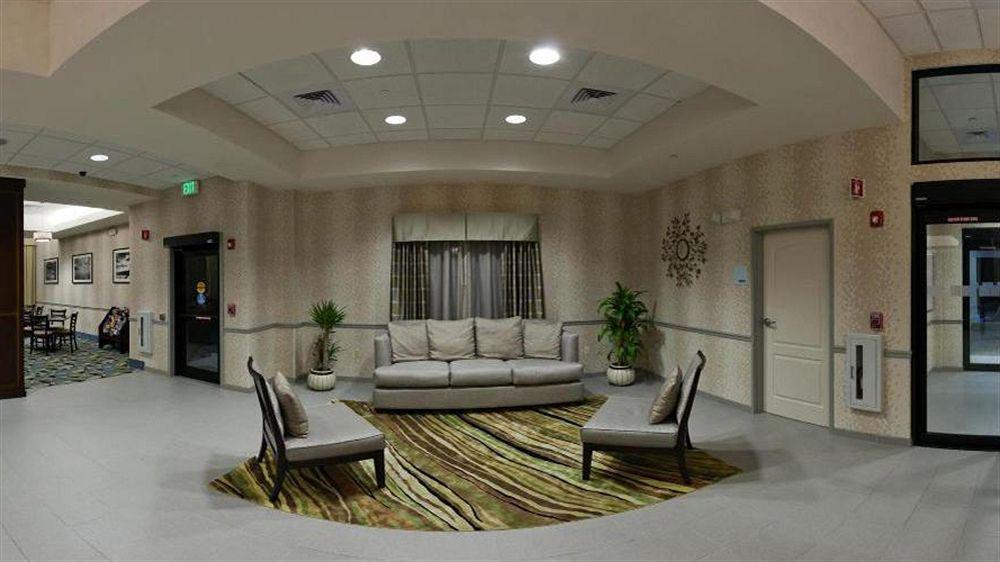 Comfort Inn & Suites Plainville-Foxboro Ngoại thất bức ảnh