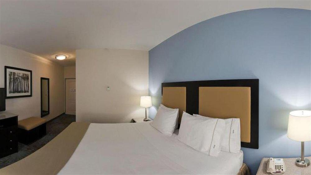Comfort Inn & Suites Plainville-Foxboro Ngoại thất bức ảnh