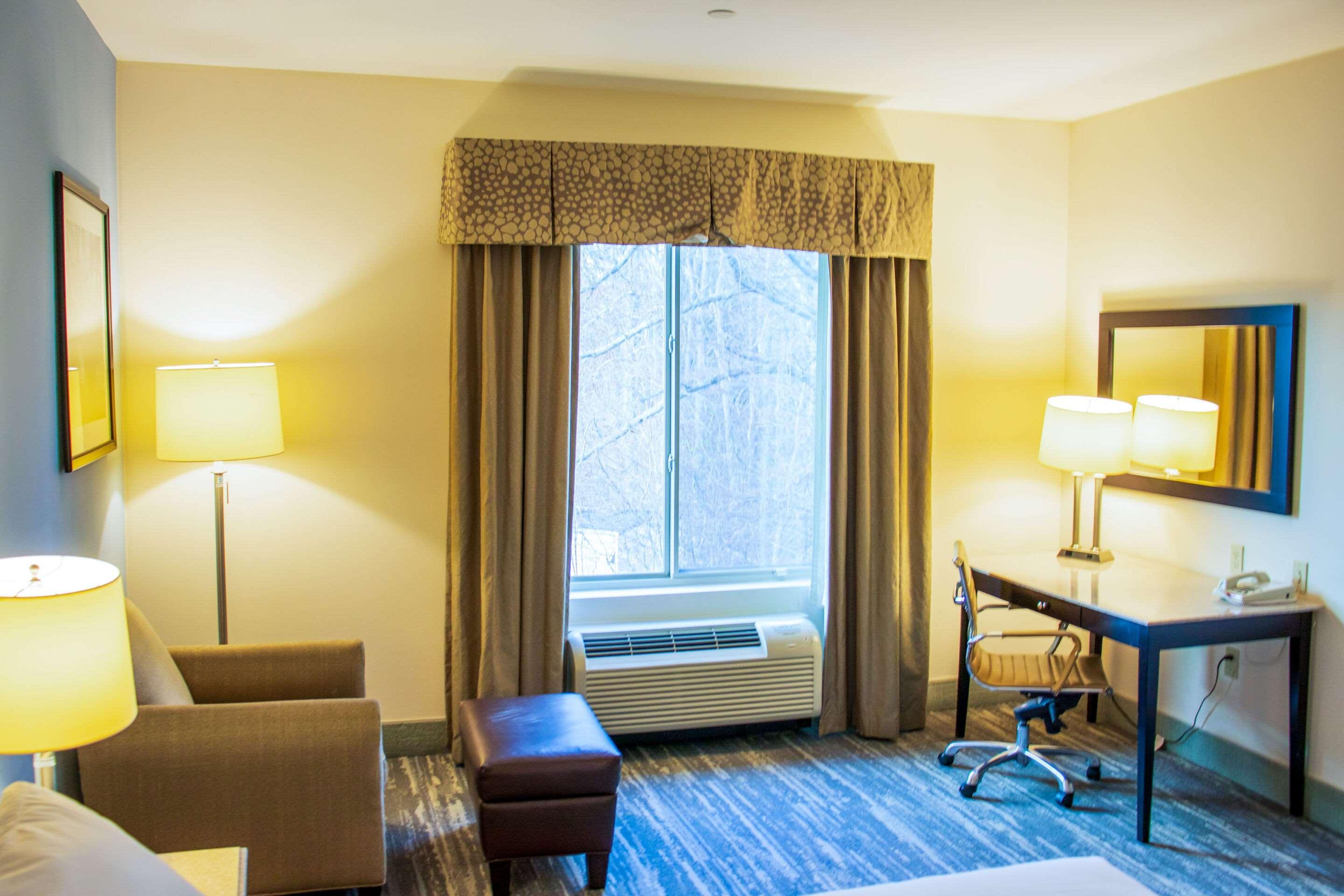 Comfort Inn & Suites Plainville-Foxboro Ngoại thất bức ảnh