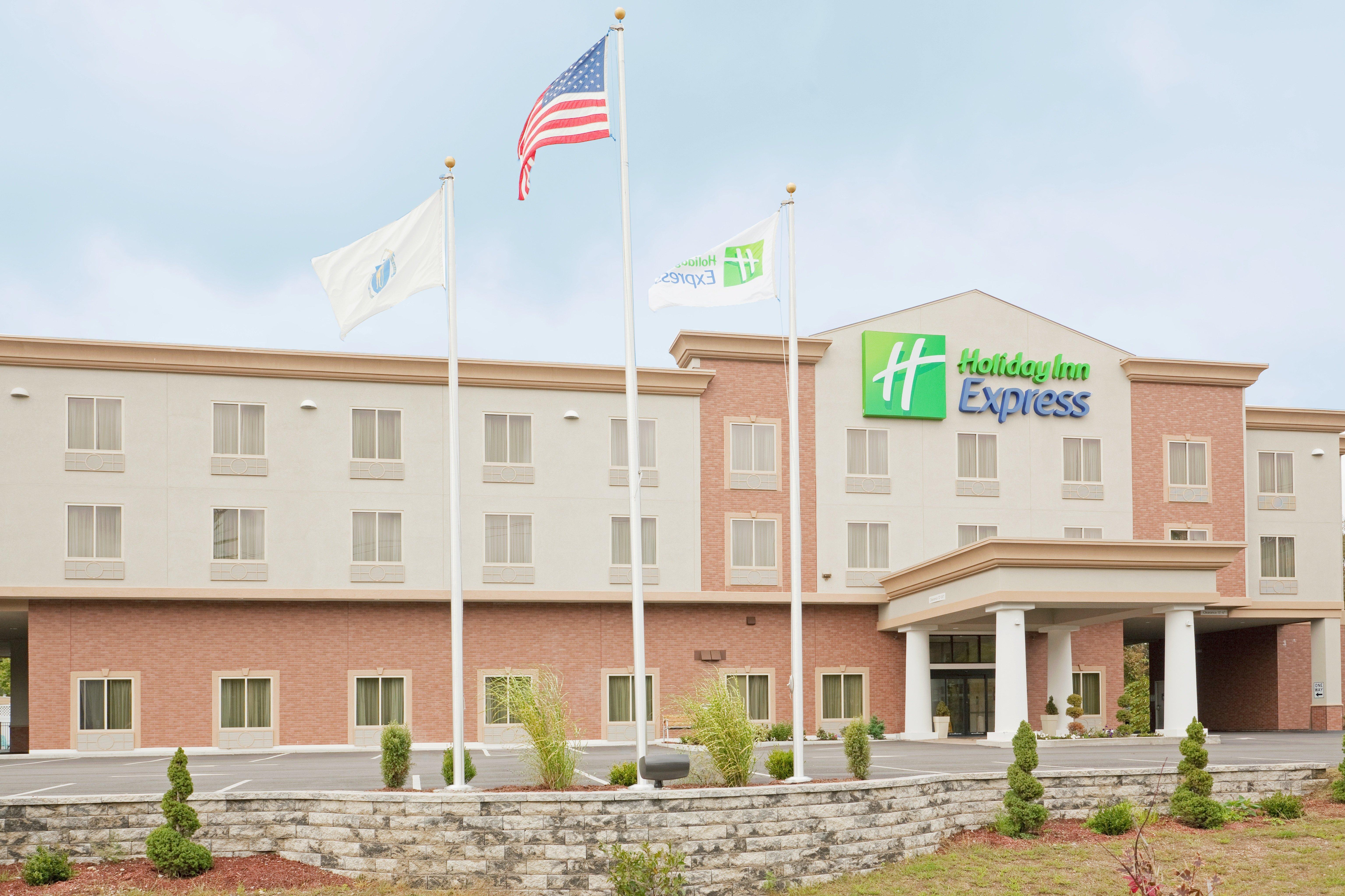 Comfort Inn & Suites Plainville-Foxboro Ngoại thất bức ảnh
