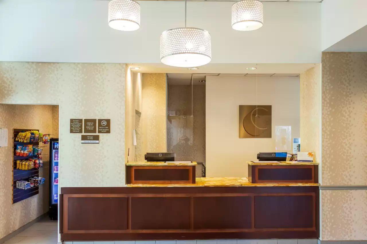 Comfort Inn & Suites Plainville-Foxboro Ngoại thất bức ảnh